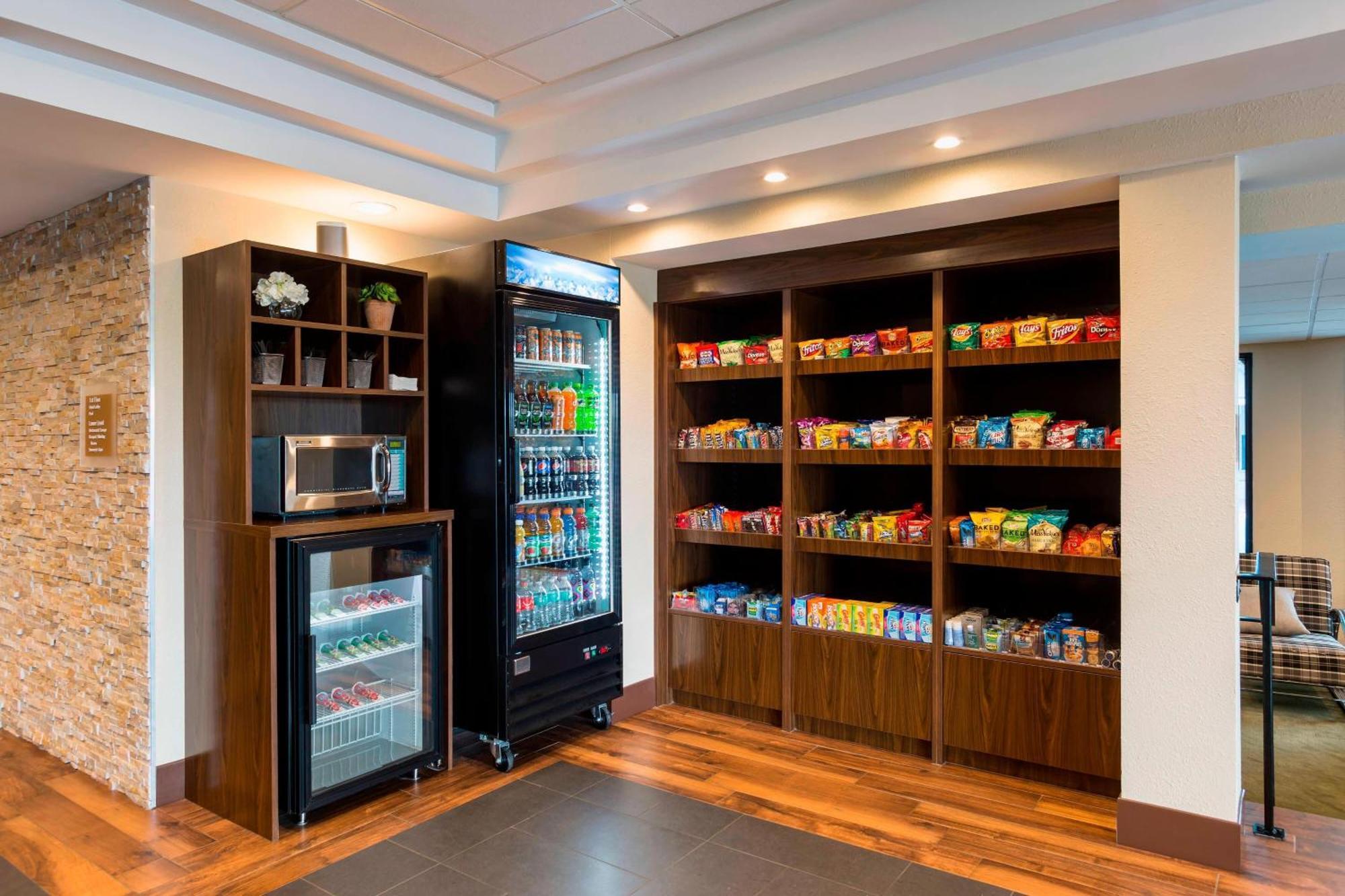 Four Points By Sheraton Milwaukee Airport Exteriör bild