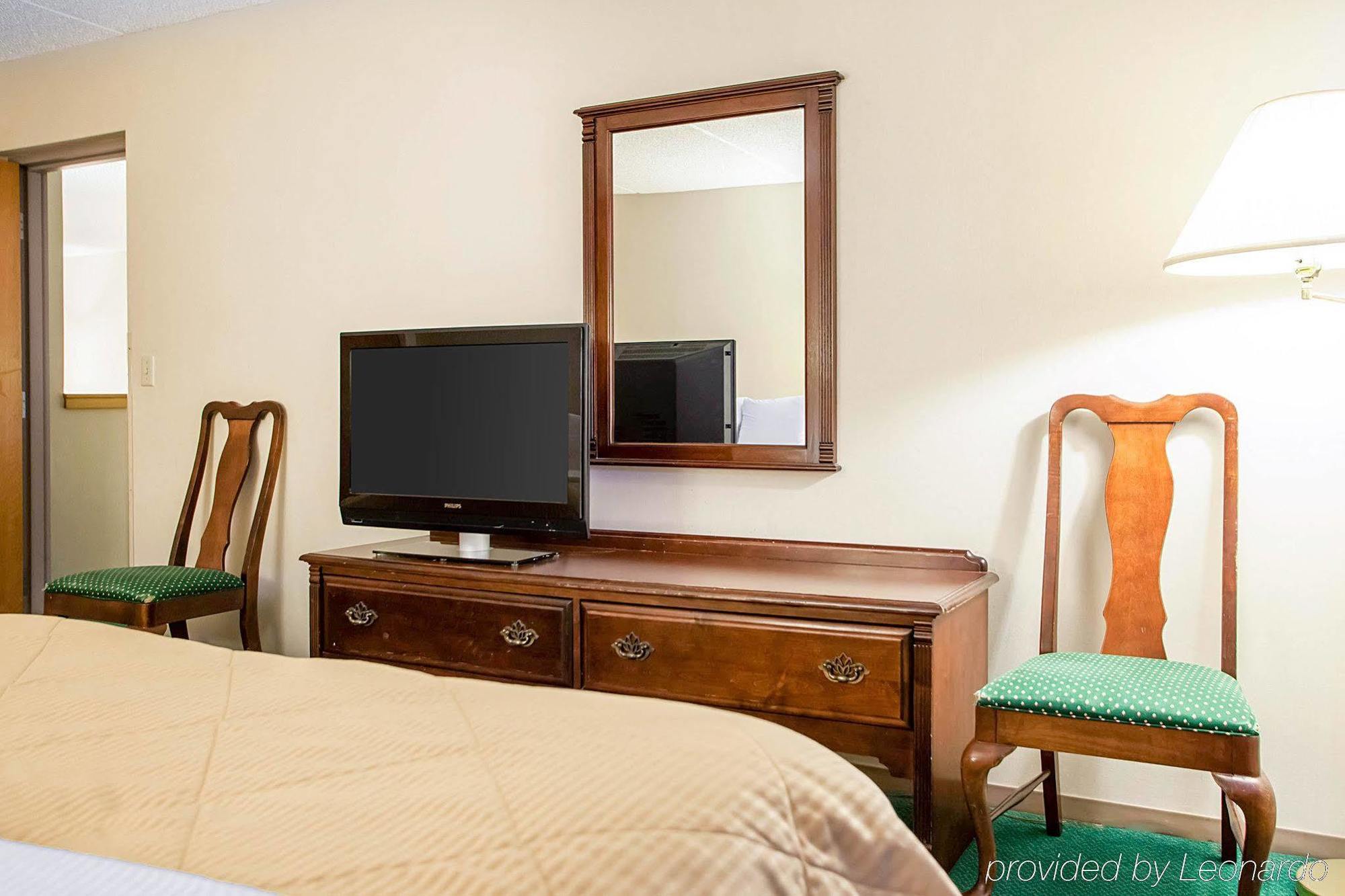 Four Points By Sheraton Milwaukee Airport Exteriör bild