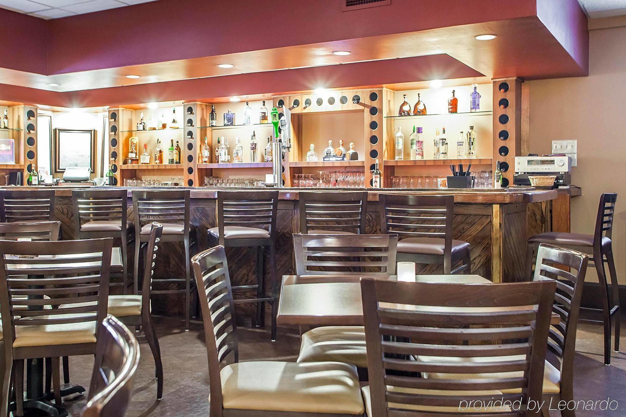 Four Points By Sheraton Milwaukee Airport Exteriör bild