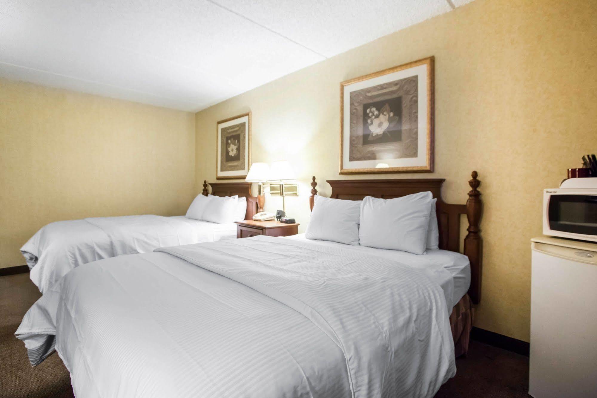 Four Points By Sheraton Milwaukee Airport Exteriör bild