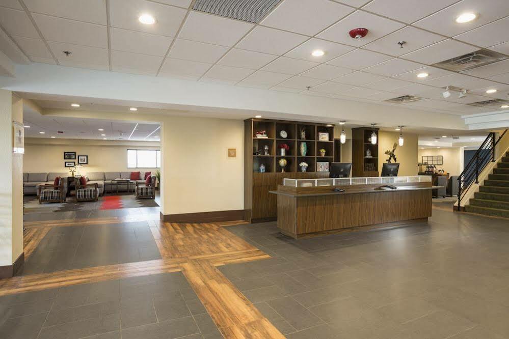 Four Points By Sheraton Milwaukee Airport Exteriör bild